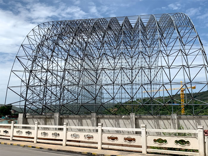 新民山寨矿储煤棚网架